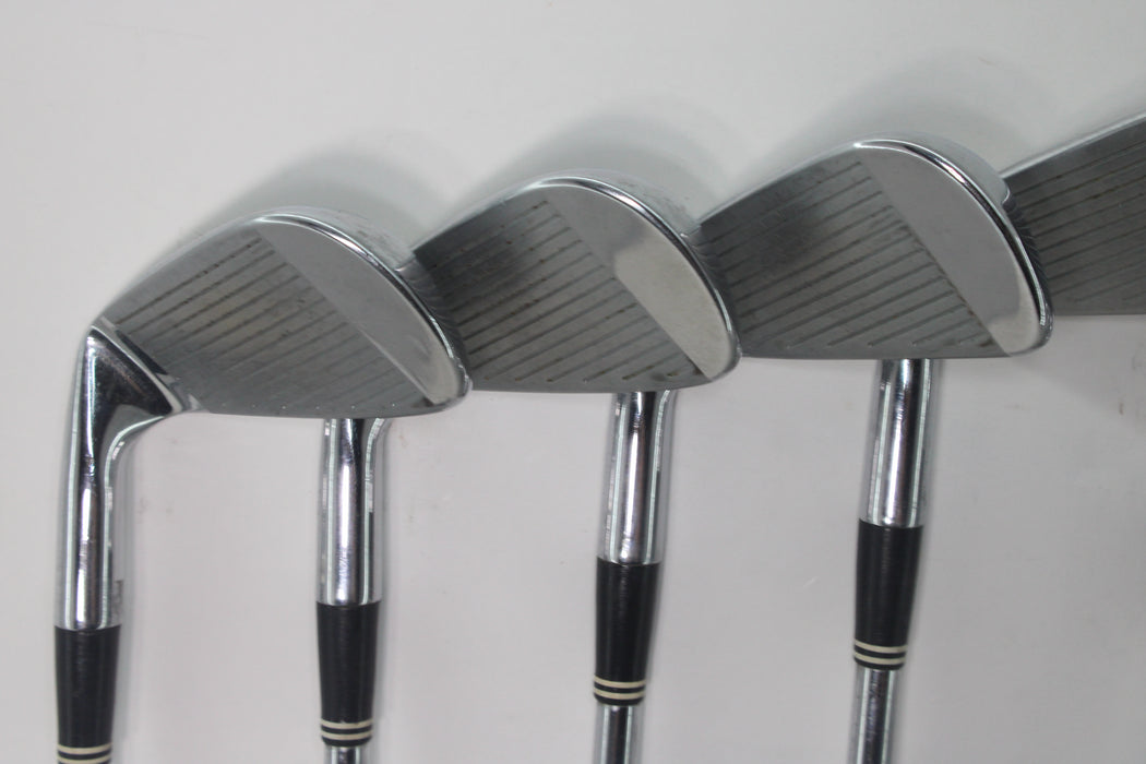 Cleveland Tour Action Irons RH 2-9P DG X100 Pre-owned